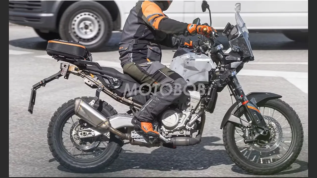 KTM ADV