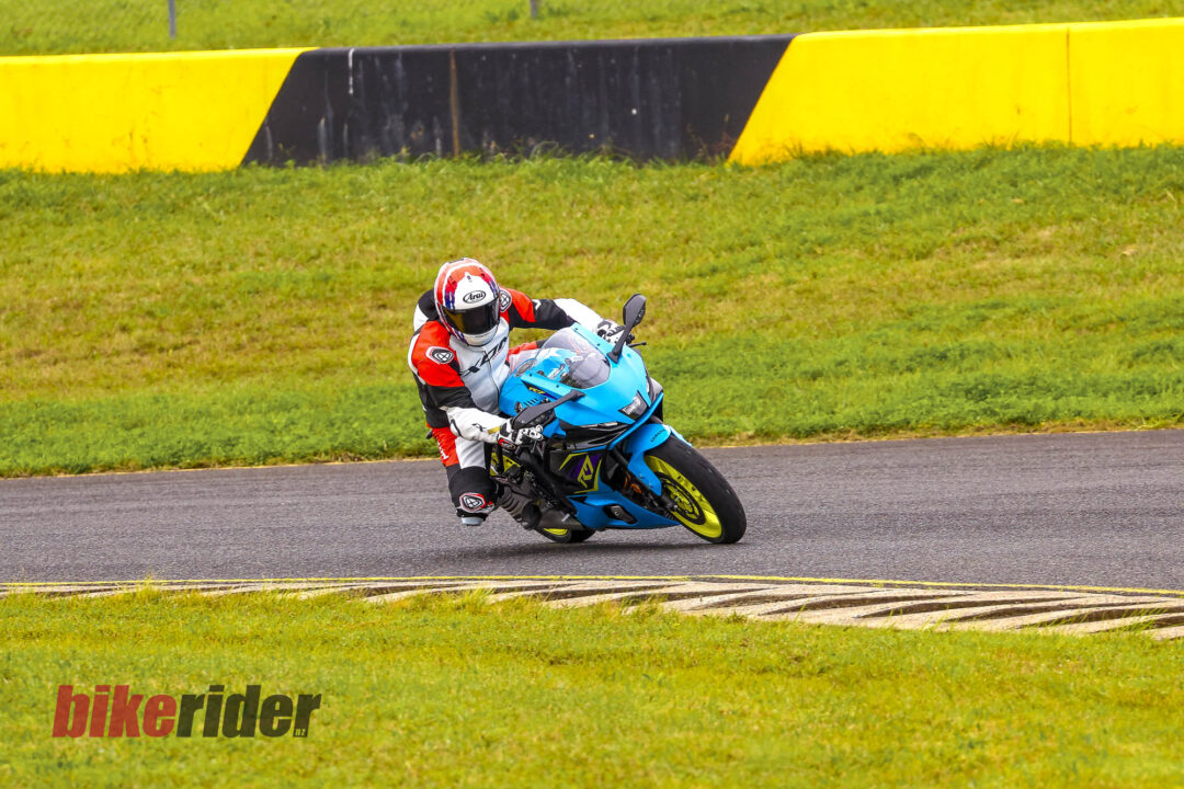 2026-yamaha-r7-track-sydney-motorsport-park-action11429 2026 Yamaha YZF-R7 race track action Sydney Motorsport Park launch Sydney Australia