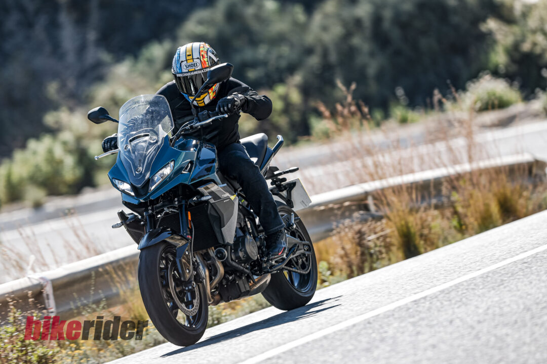 Triumph_Tiger Sport_660 action