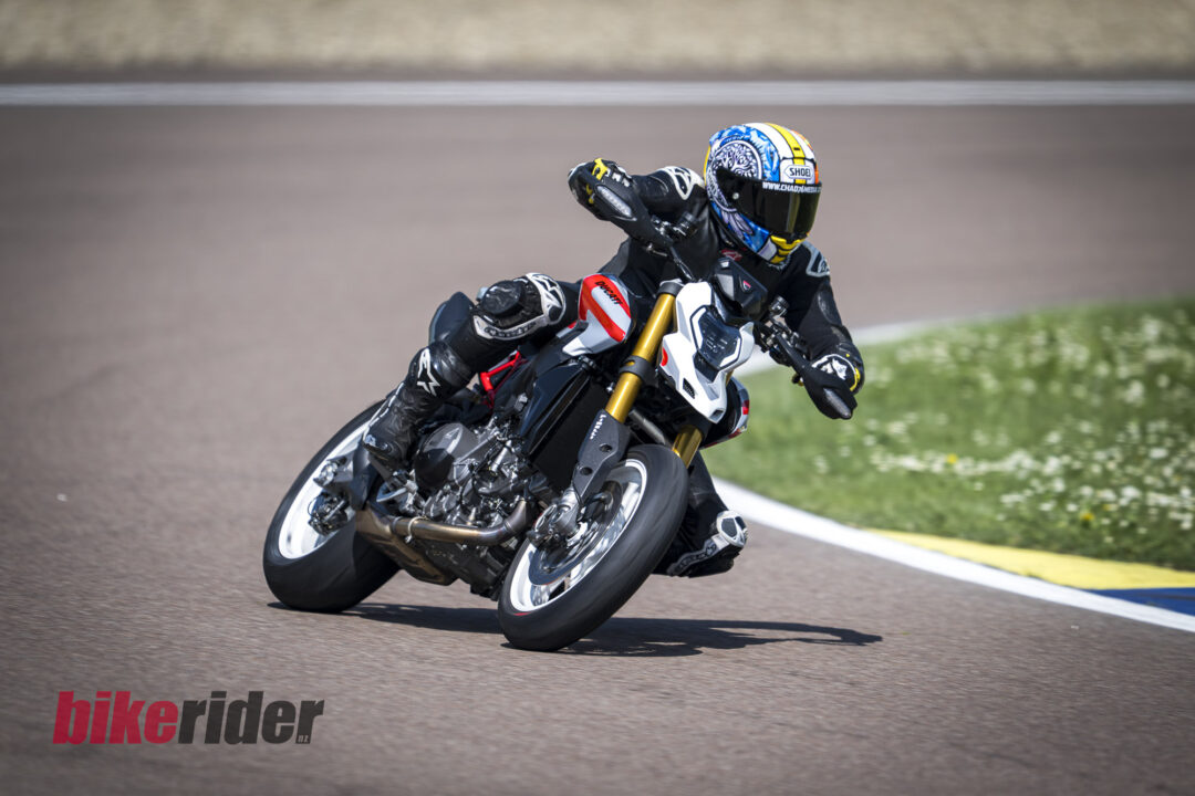 20260417-_AP10328-1080x720 Ducati Hypermotard V2 SP review action track