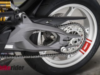 Ducati Hypermotard V2 SP review swingarm