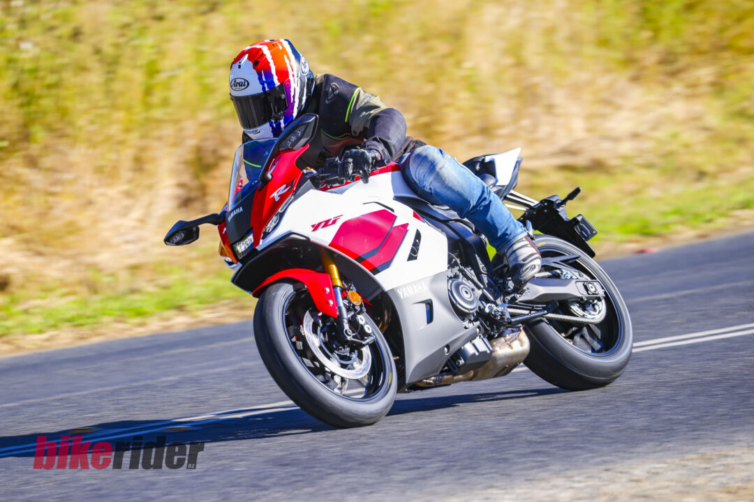 2026 Yamaha R7 action road 2026 Yamaha R7 action road 70th anniversary