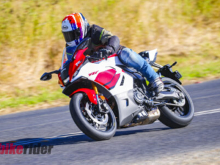 2026 Yamaha R7 action road 70th anniversary
