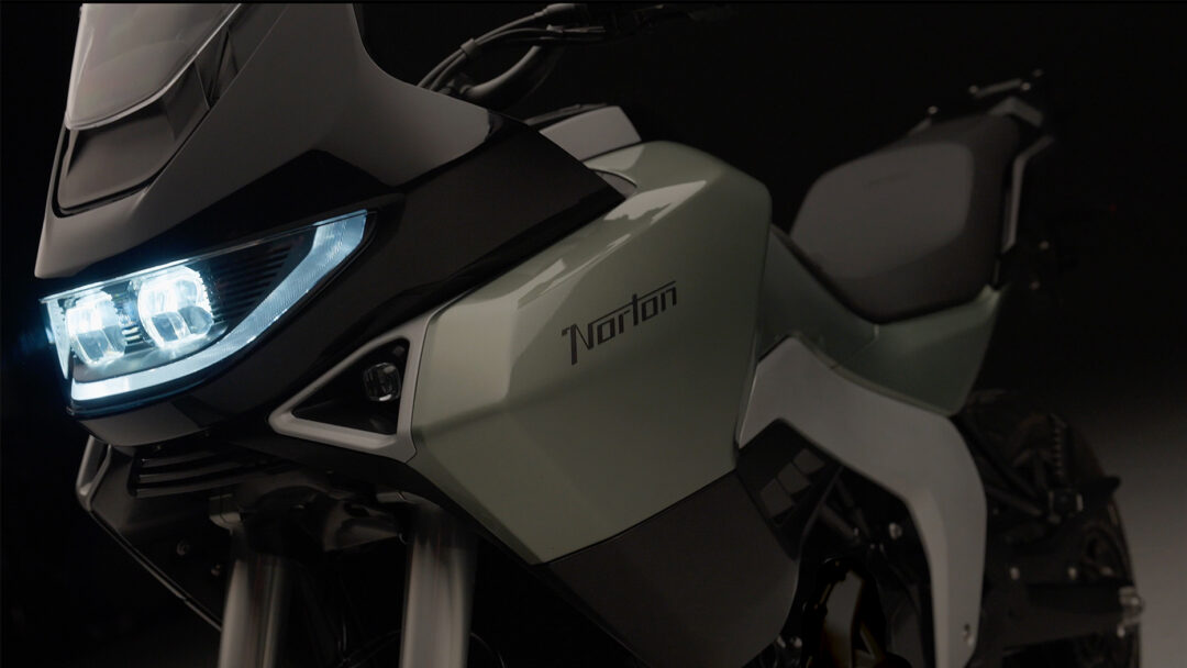 Norton Atlas front