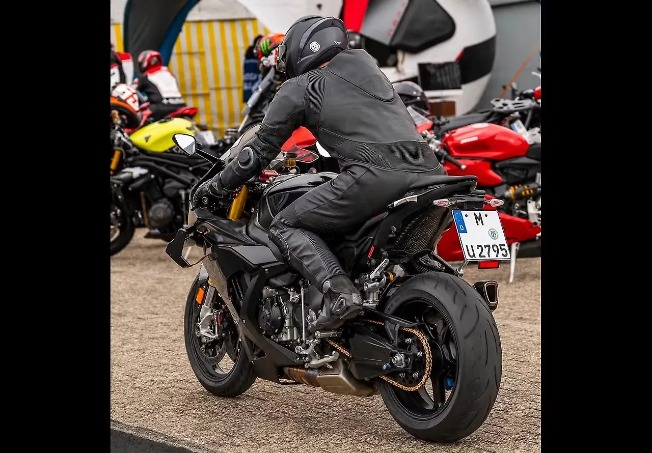 BMW S1000RR