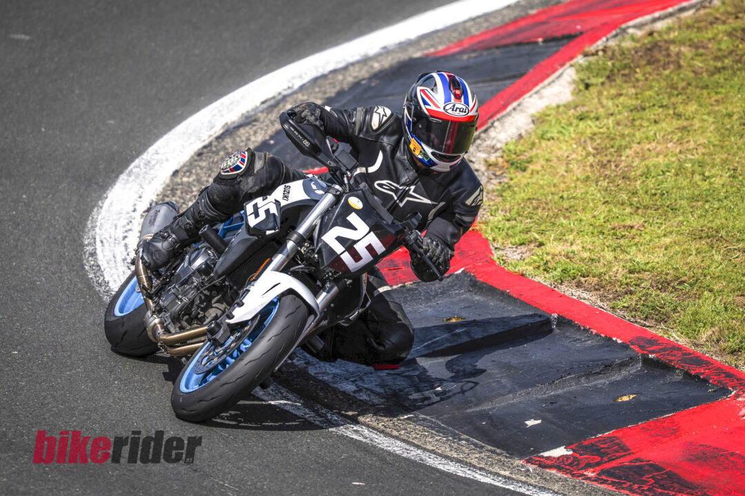 Suzuki GSX-8S racer in Sport BIke class cornering at Hampton Downs
