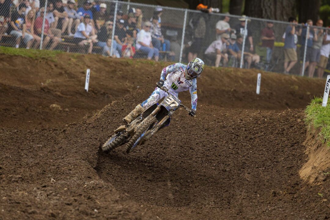 New Zealand’s Cole Davies, 18, goes 1-1 for the overall win in the 250SMX class at the Pro Motocross Championship, sanctioned by AMA Pro Racing, which made its final visit to the West Coast for Round 25 of the 2026 Monster Energy SMX World Championship, where the tricky forest setting of the Pacific Northwest’s Washougal MX Park challenged the world’s best racers, Washougal, Washington, USA. Photo: SMX