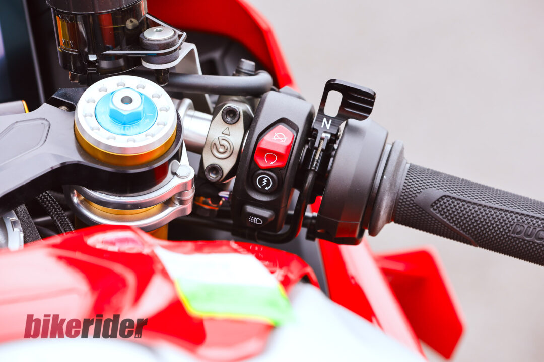 Ducati Panigale V4R neutral gear selector