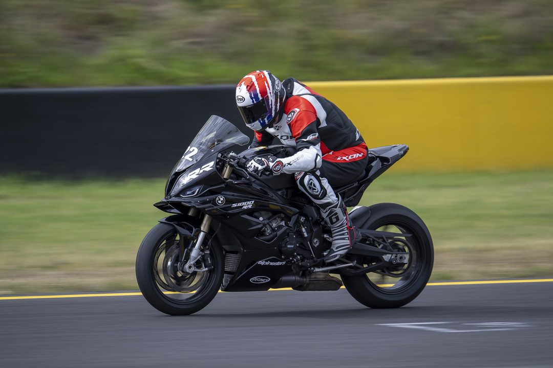 Metzeler SPORTEC 01 & 01 RS Tested At Sydney Motorsport Park