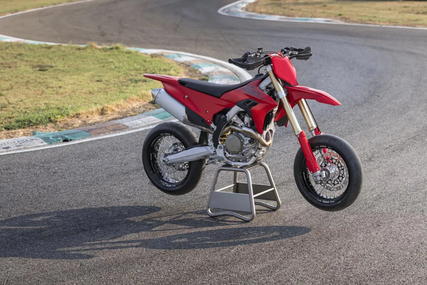 Ducati Desmo450 SM