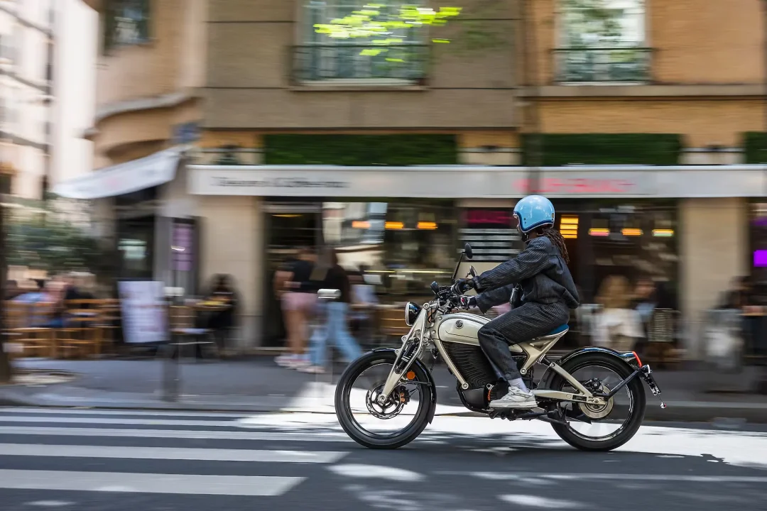Royal Enfield Flying Flea C6 Electric Motorcycle Gets New Colour