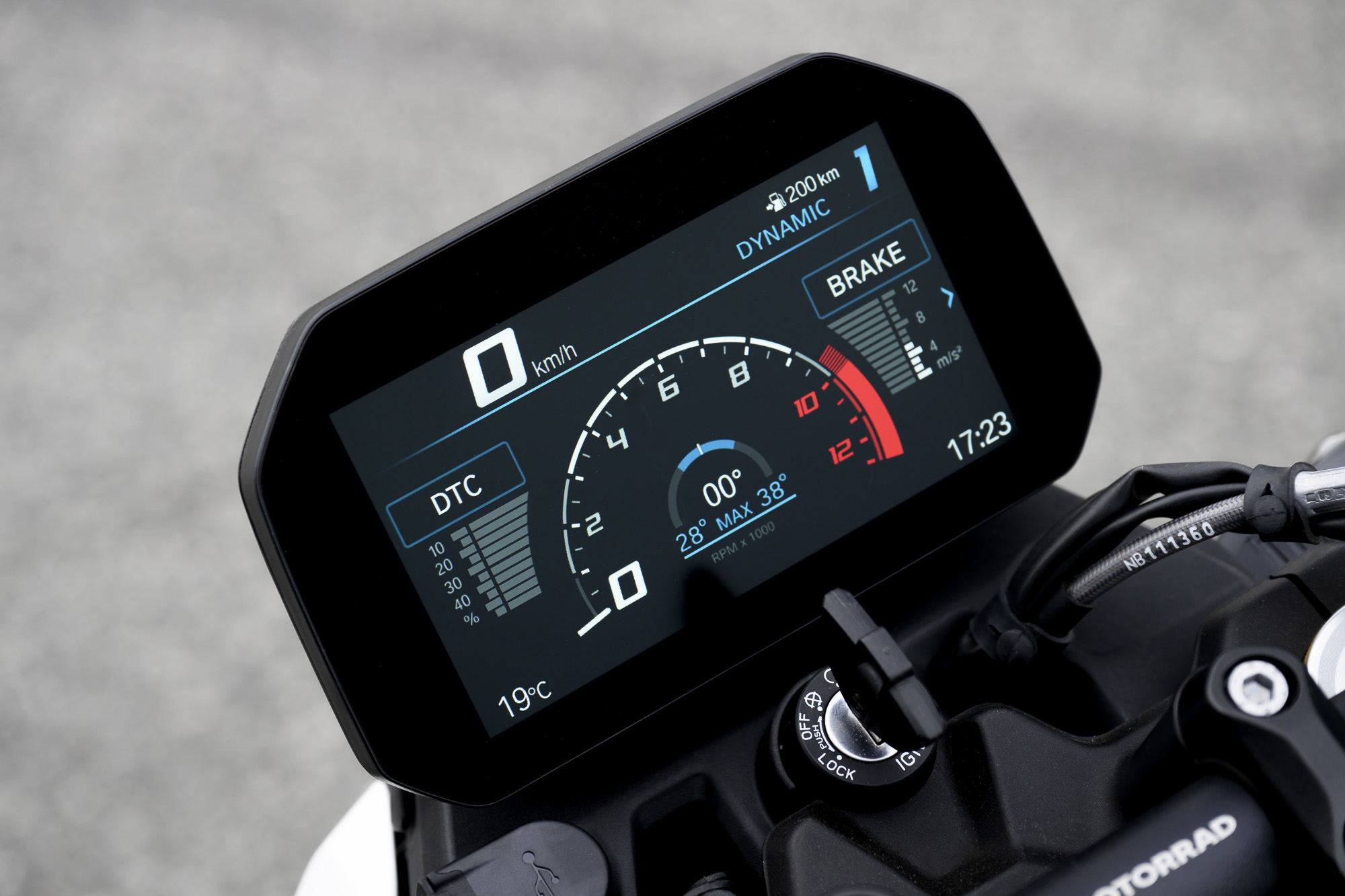 BMW F 450 R TFT instrument display