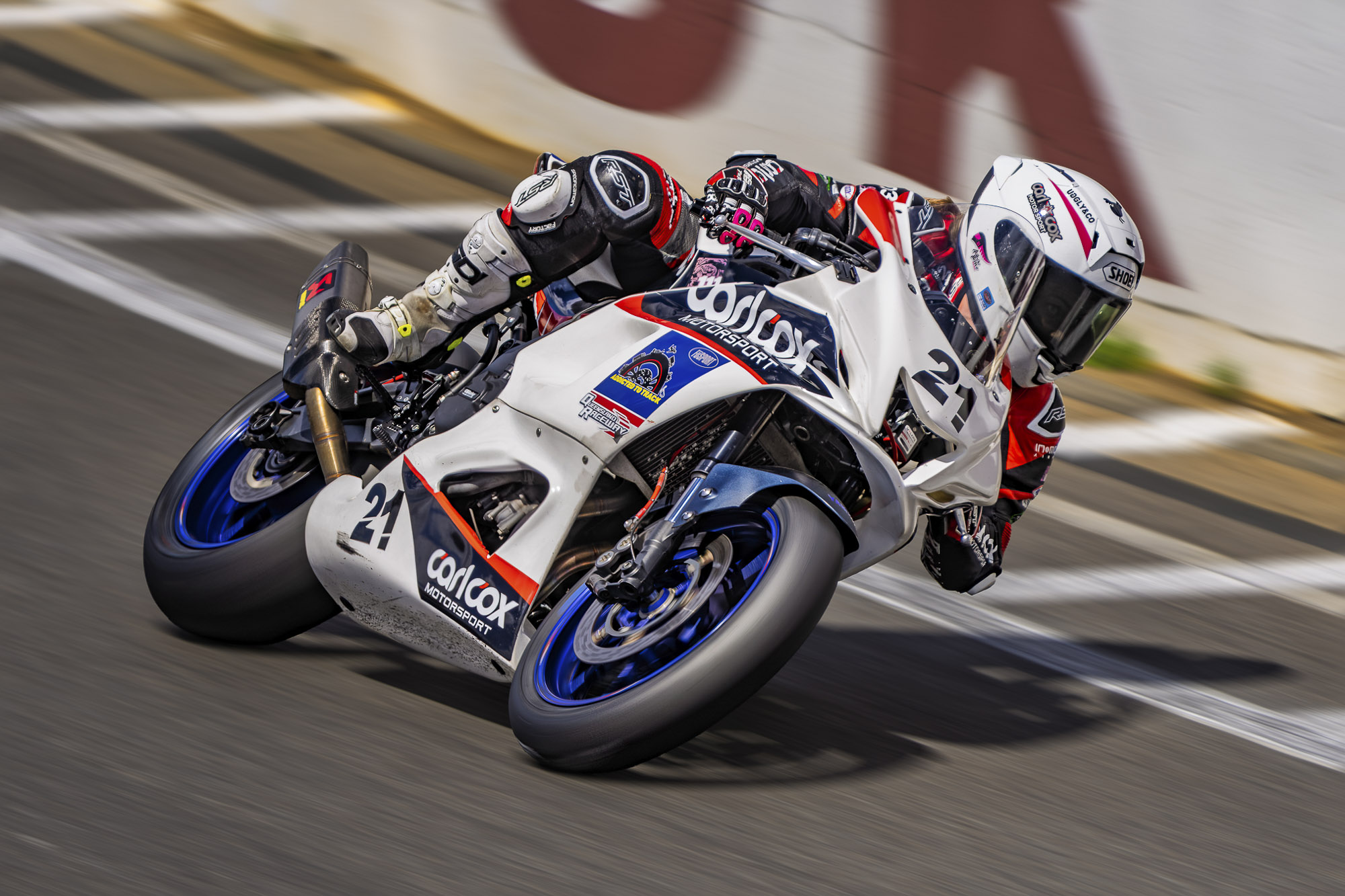 Avalon Lewis cornering her Carl Cox Motorsport Yamaha race bike