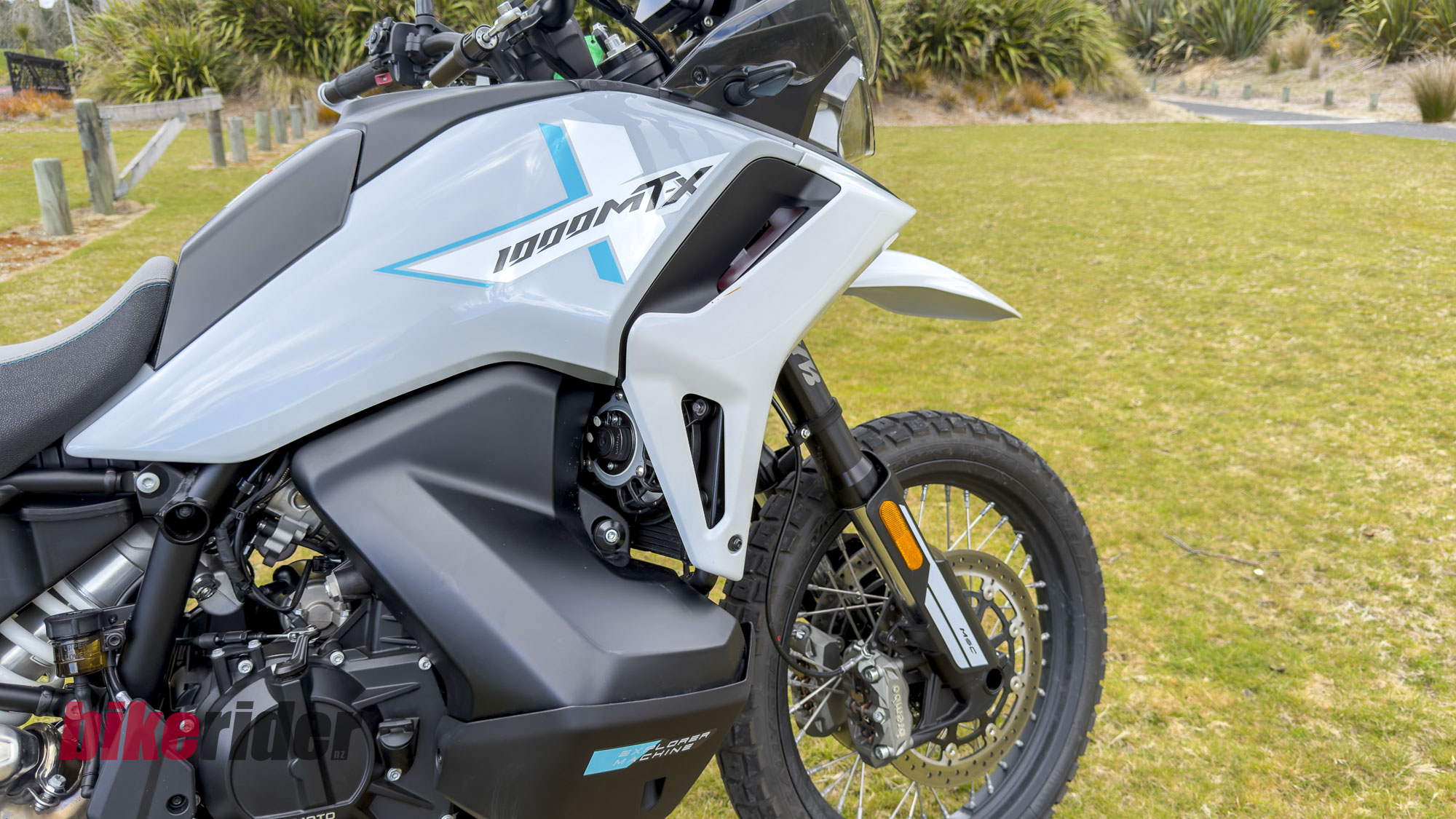 CFMOTO 1000MT-X low-slung fuel tank, engine and front bodywork